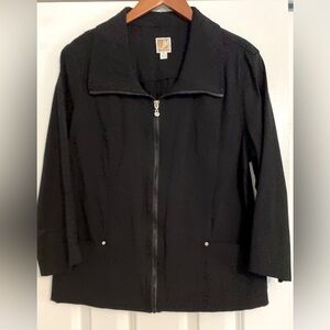 JM Women’s blazer/jacket, black, zippered closure, size 14